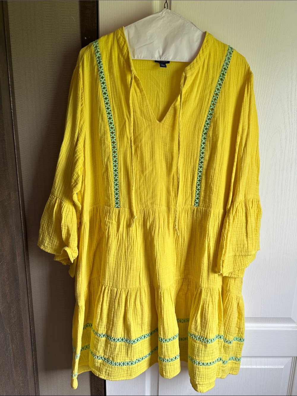Scoop Neon Yellow Teal Bell Sleeve Boho Summer Vacation